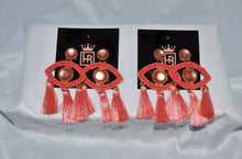 Load image into Gallery viewer, Eyes For You Earrings
